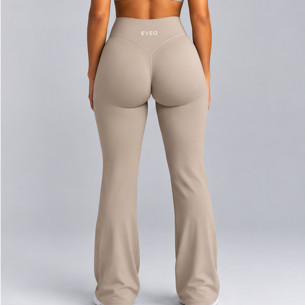 High-Waisted Flare Pants - Pink